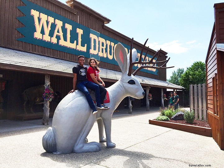 11 Iconic Attractions That Make South Dakota a Must-Visit Destination